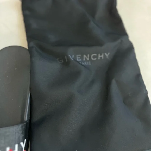 Givenchy Black Slides - Picture 3 of 7